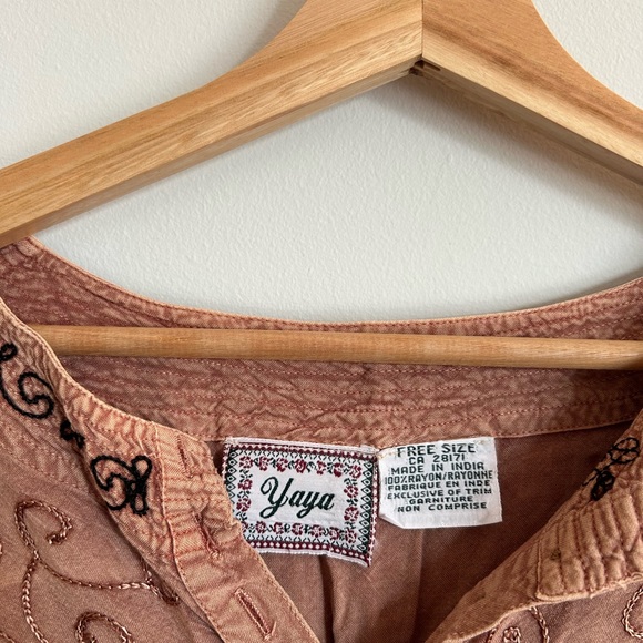 Vintage embroidered tunic - Picture 2 of 2